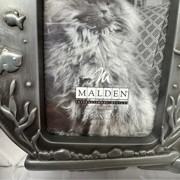 Malden Pewter Silver Kitty Cat Picture Frame 2.5 x 3.5 Cute Fish Bowl - Picture 3 of 5